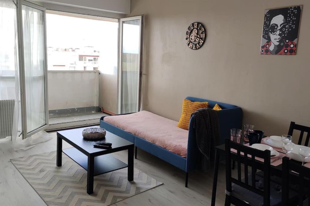 Charmant Appartement Proche Melun Centre Ville 外观 照片